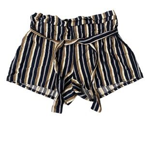 A’GACI Women Shorts Size S